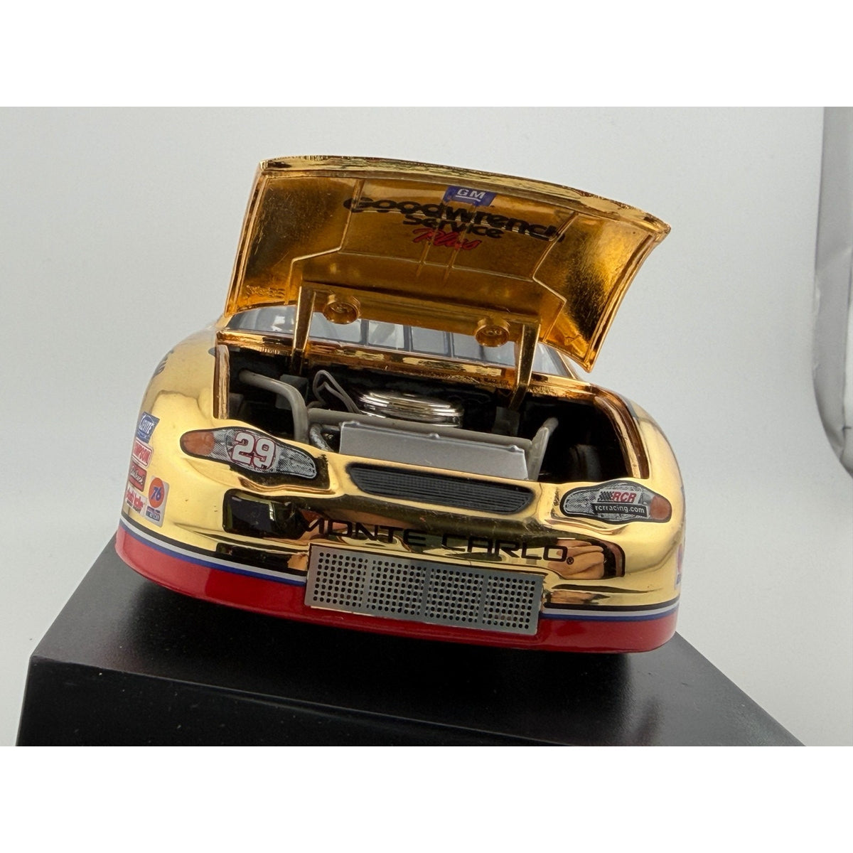 Kevin Harvick #29 GM Goodwrench 2001 Monte Carlo 24K Gold 1:24 1 of 2000