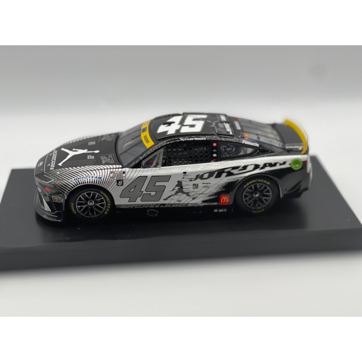 Tyler Reddick #45 Jordan Brand Black 2024 Camry ELITE 1:24 1/221 DIN 207