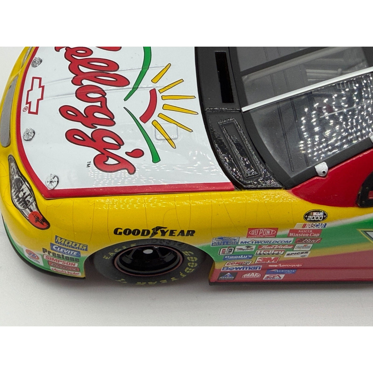 Terry Labonte #5 Kellogg's 2000 Monte Carlo Team Caliber 1/2340 DIN 506