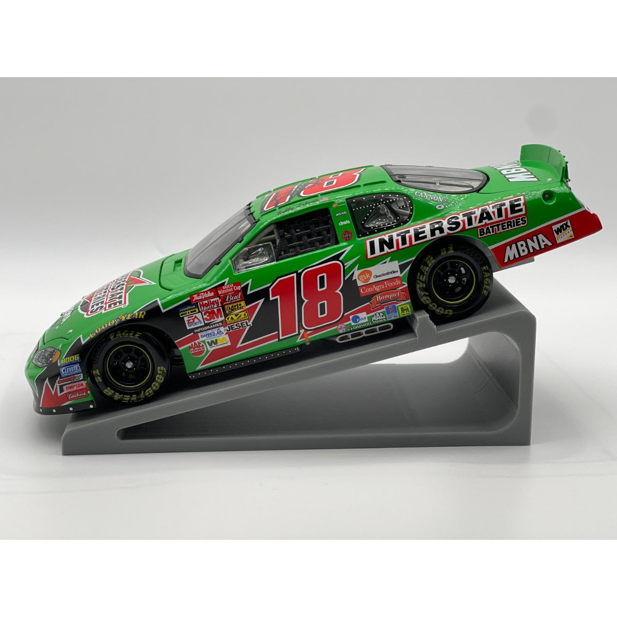 Bobby Labonte #18 Interstate Batteries 2003 Monte Carlo Autographed 1:24 1/11244