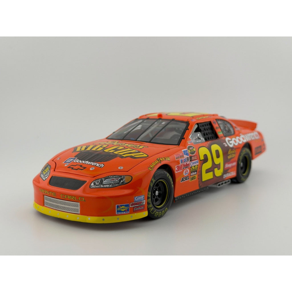 Kevin Harvick #29 GM Goodwrench Reese's Big Cup 2005 Monte Carlo 1:24 1 of 1932