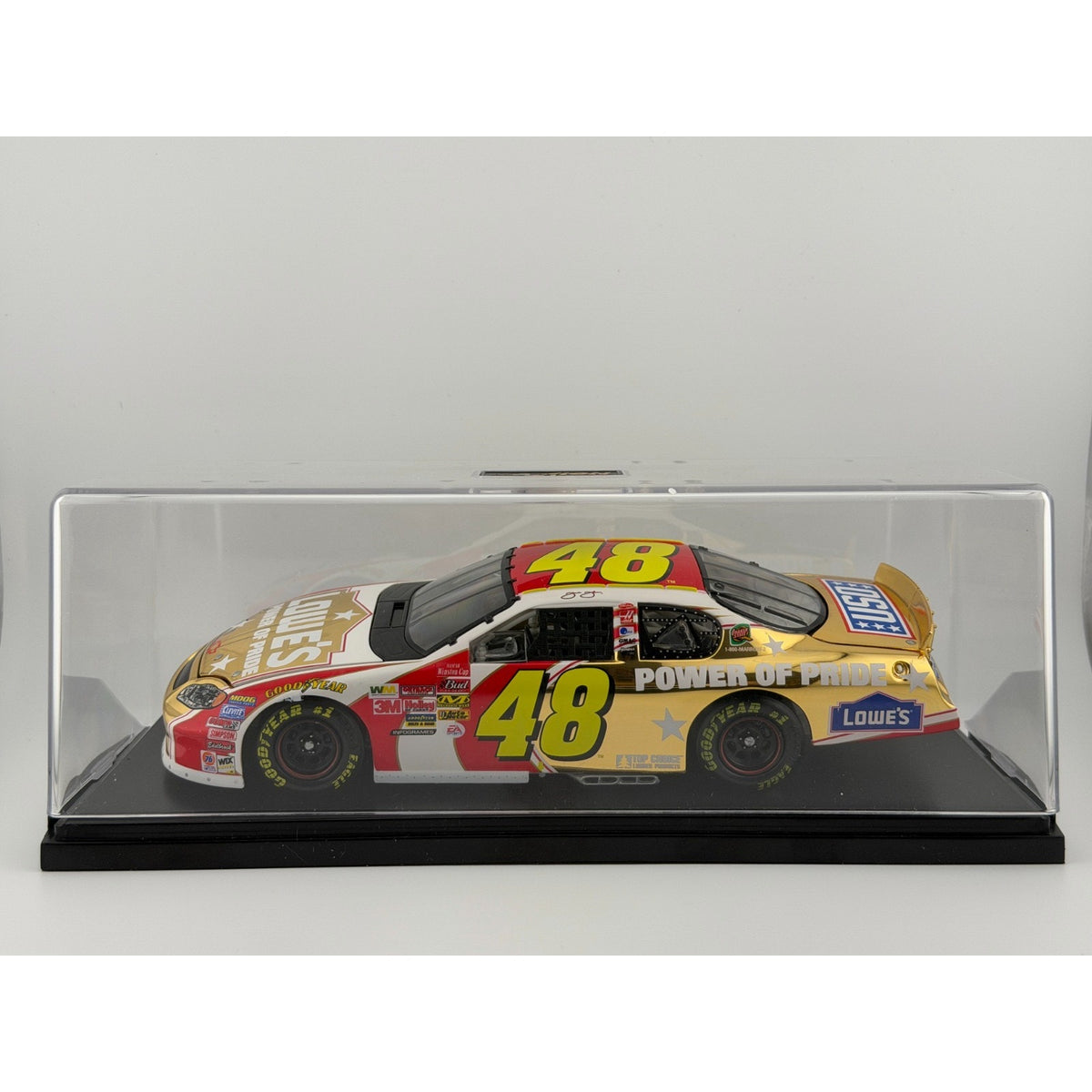 Jimmie Johnson #48 Power of Pride 2003 Monte Carlo 24K Gold 1/504 1:24