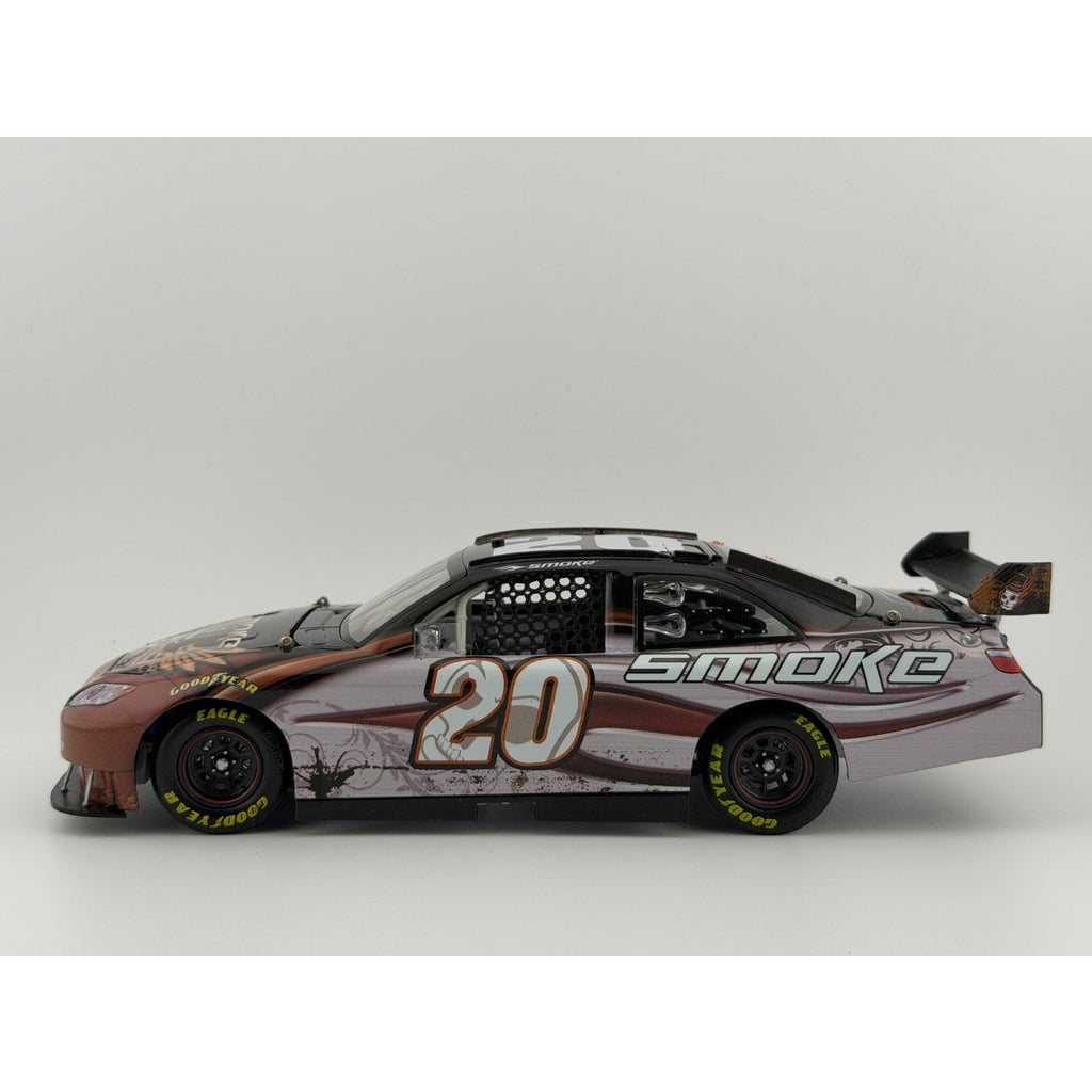 Tony Stewart #20 Smoke 2008 Toyota Camry 1:24 1 of 3934 DIN 3581 NASCAR