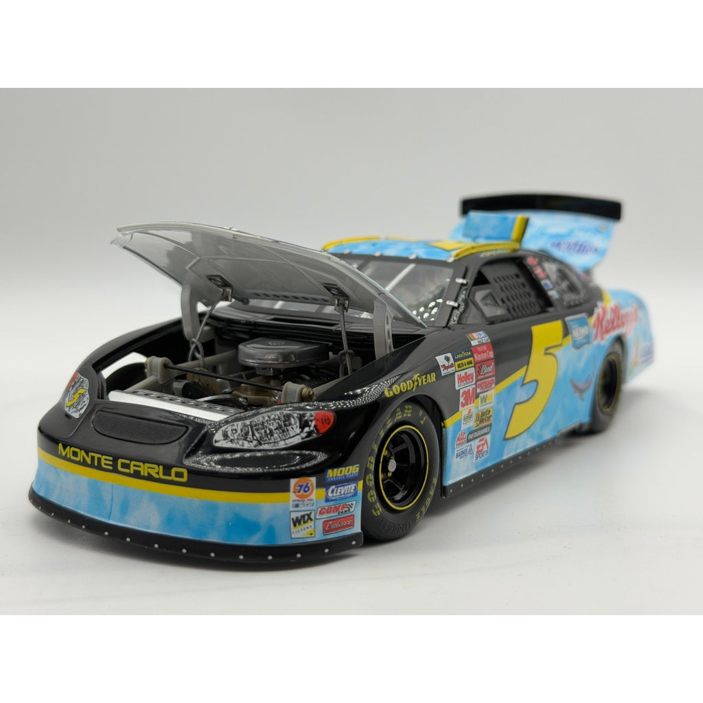 Terry Labonte #5 Kellogg's Got Milk Finding Nemo 2003 Team Caliber 1/1800
