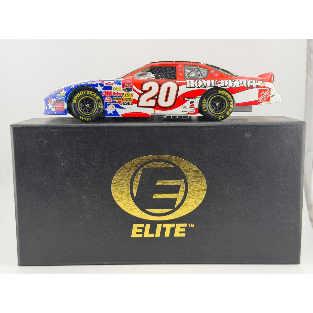 Tony Stewart #20 2003 Independence Day Monte Carlo Elite 1/2800 DIN 2770