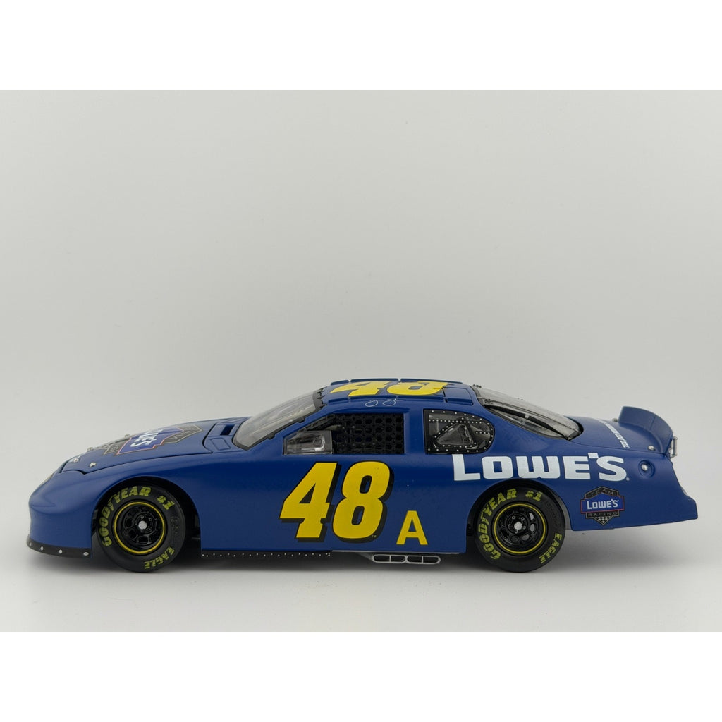Jimmie Johnson #48 Lowe's Test Car 2005 Monte Carlo ELITE 1/504 DIN 346 1:24