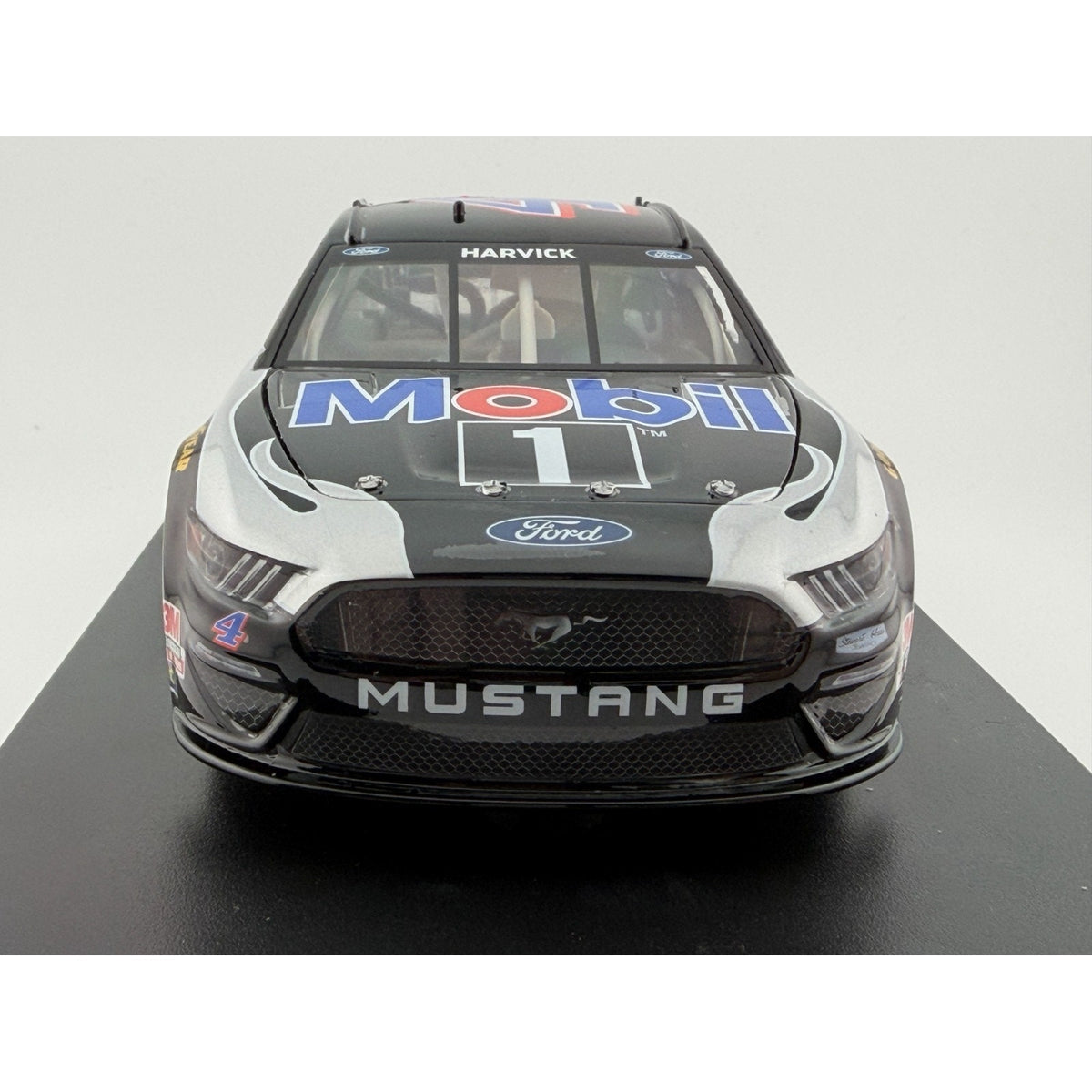 Kevin Harvick #4 Mobil 1 2021 Mustang 1:24 1 of 840 DIN 349 NASCAR Diecast