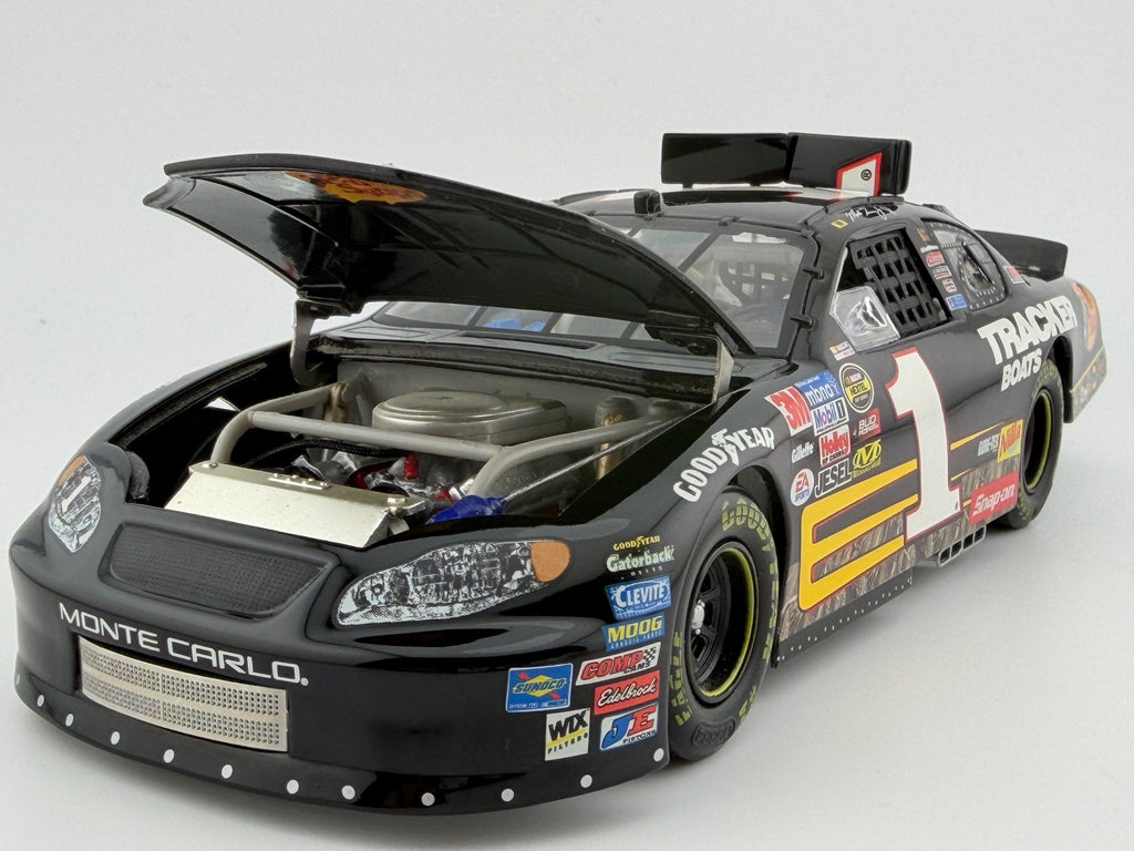 2005 Martin Truex Jr. #1 Bass Pro Shops Club Car 1:24 Diecast