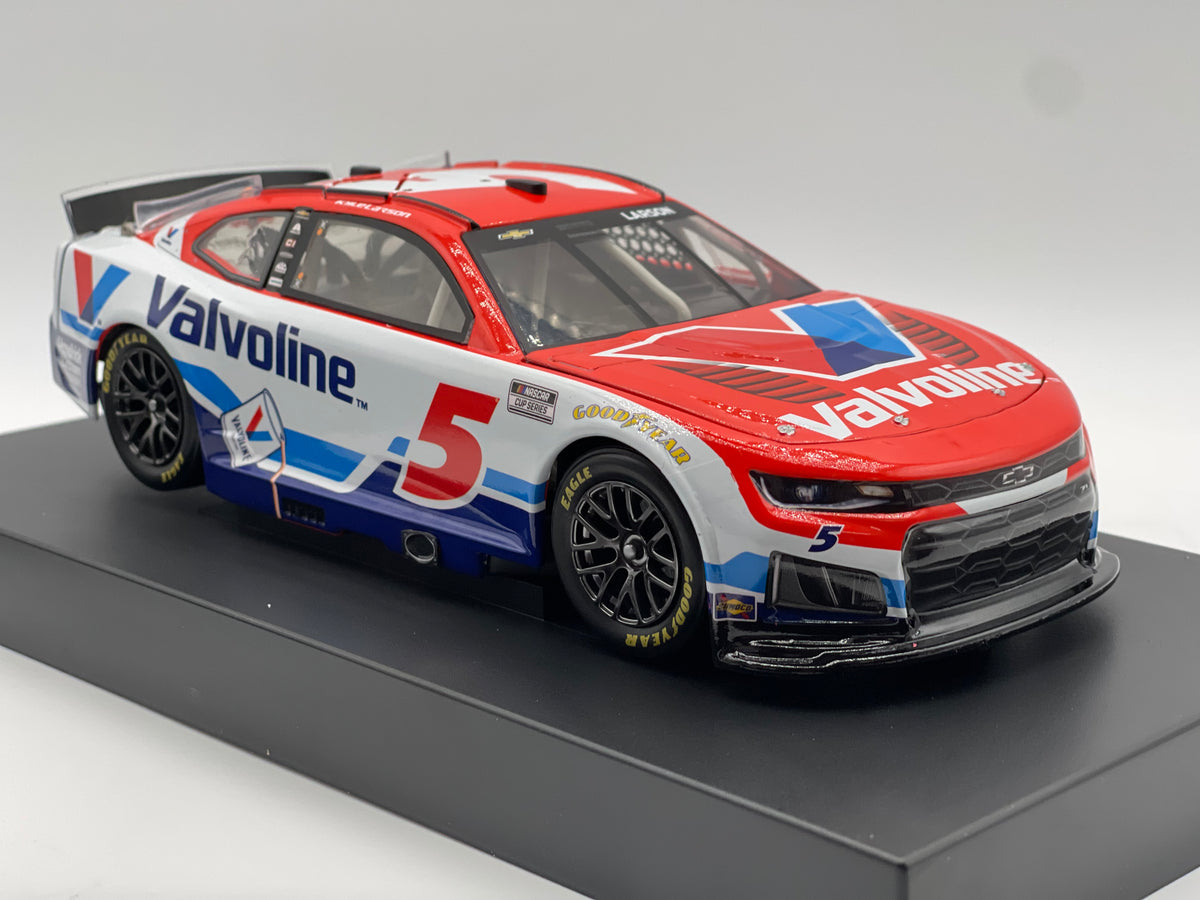 3/4 Front Hero — Kyle Larson #5 Valvoline 2026 Chevrolet ELITE 1 of 168 DIN 76