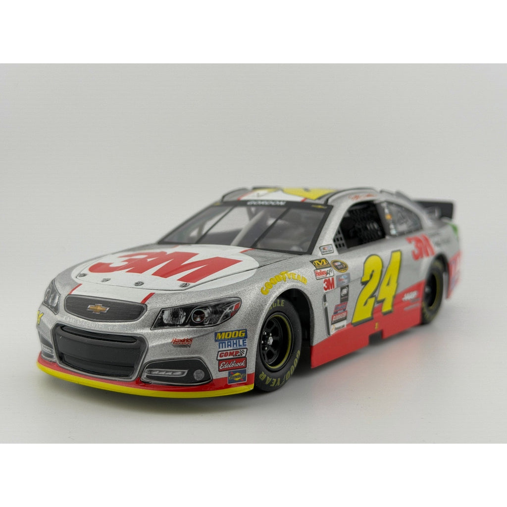 Jeff Gordon #24 3M Raceday 2015 Chevrolet SS 1:24 1/1705 DIN 1603