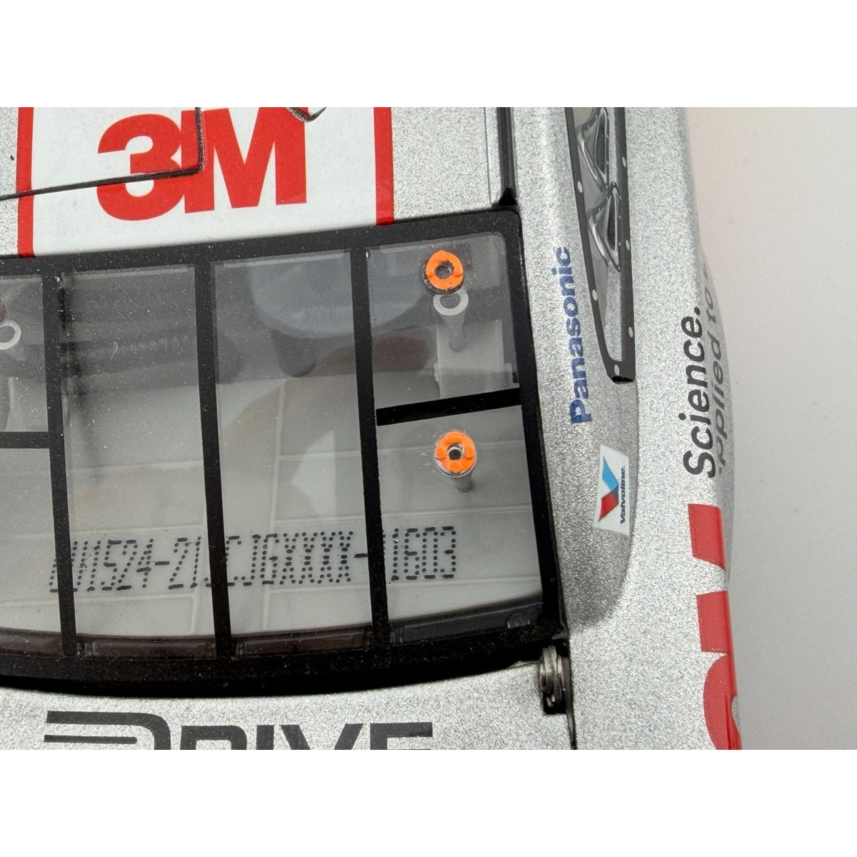 Jeff Gordon #24 3M Raceday 2015 Chevrolet SS 1:24 1/1705 DIN 1603