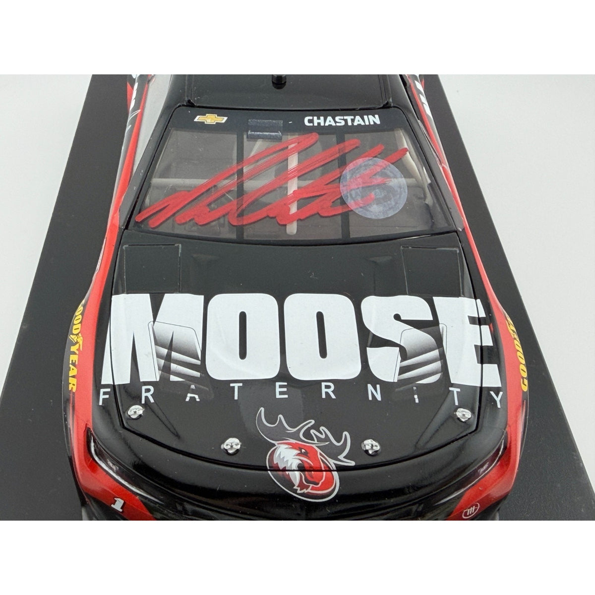 Ross Chastain #1 Moose Fraternity 2023 Camaro ZL1 ELITE 1:24 1/143 DIN 26