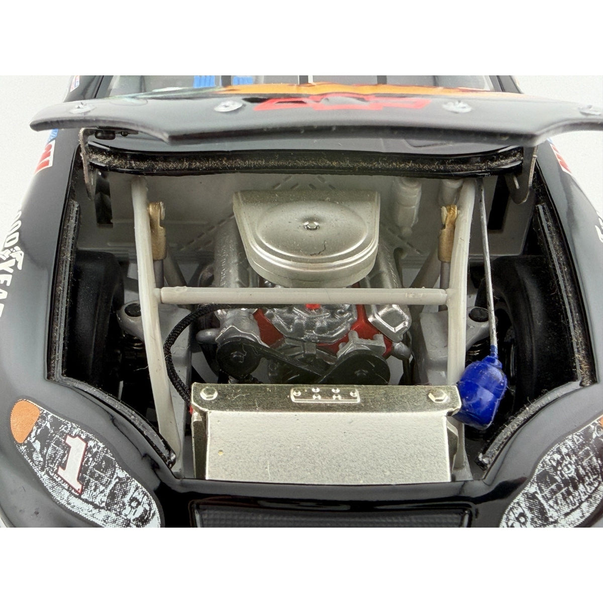 Martin Truex Jr. #1 Bass Pro Shops 2005 Monte Carlo RCCA Club Car 1/288 DIN 215