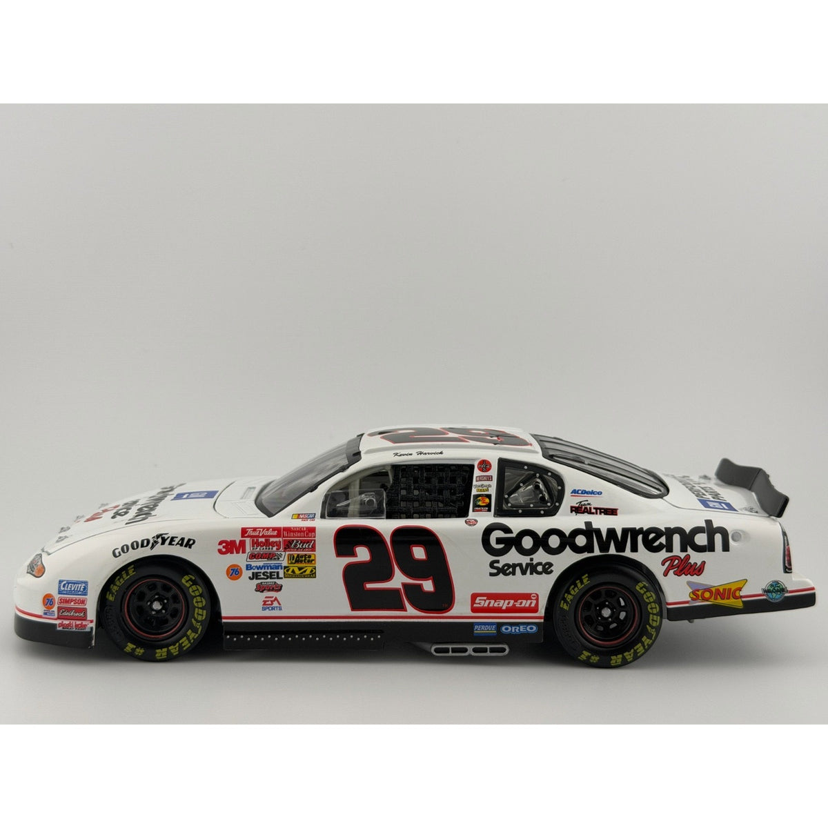 Kevin Harvick #29 GM Goodwrench Black 2001 Monte Carlo Action 1/33000 1:24