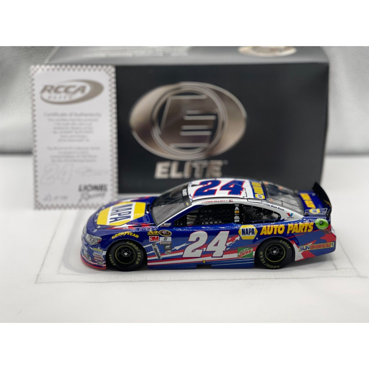 Chase Elliott #24 Napa Patriotic 2016 SS ELITE 1 of 100