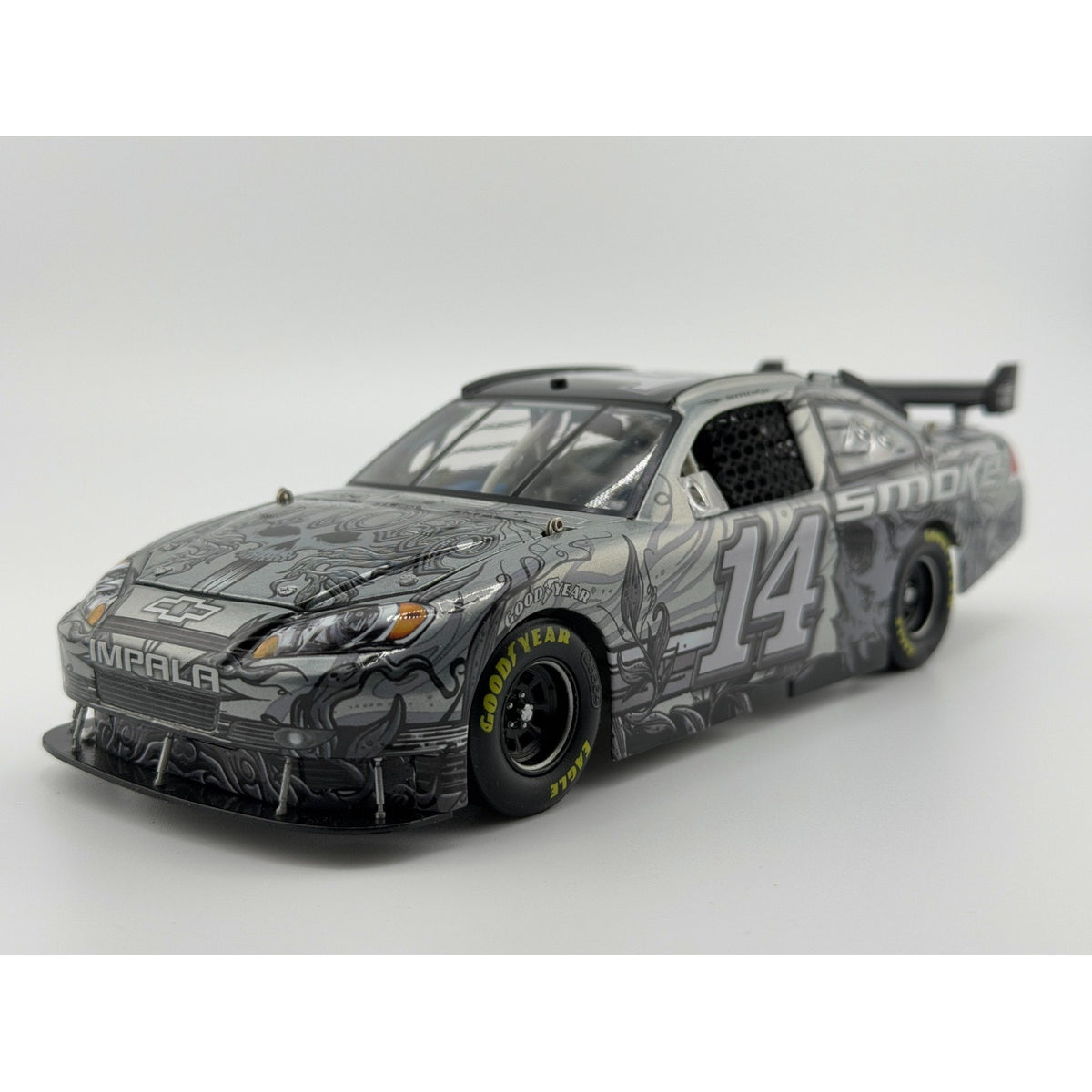 Tony Stewart #14 Smoke 2010 Impala 1 of 3242 DIN 2803 Action NASCAR Diecast