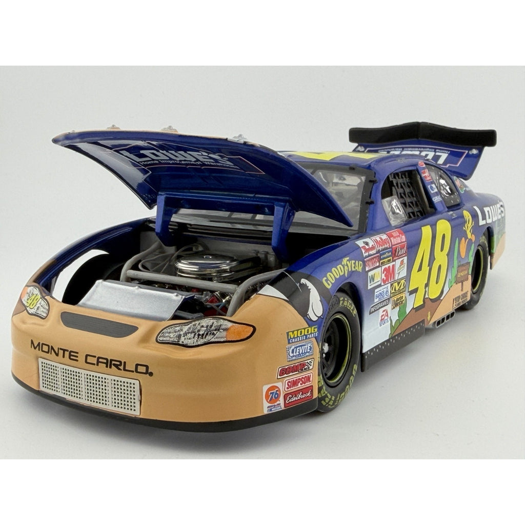 Jimmie Johnson #48 Lowe's Looney Tunes Rematch 2002 Monte Carlo 1/25212 1:24