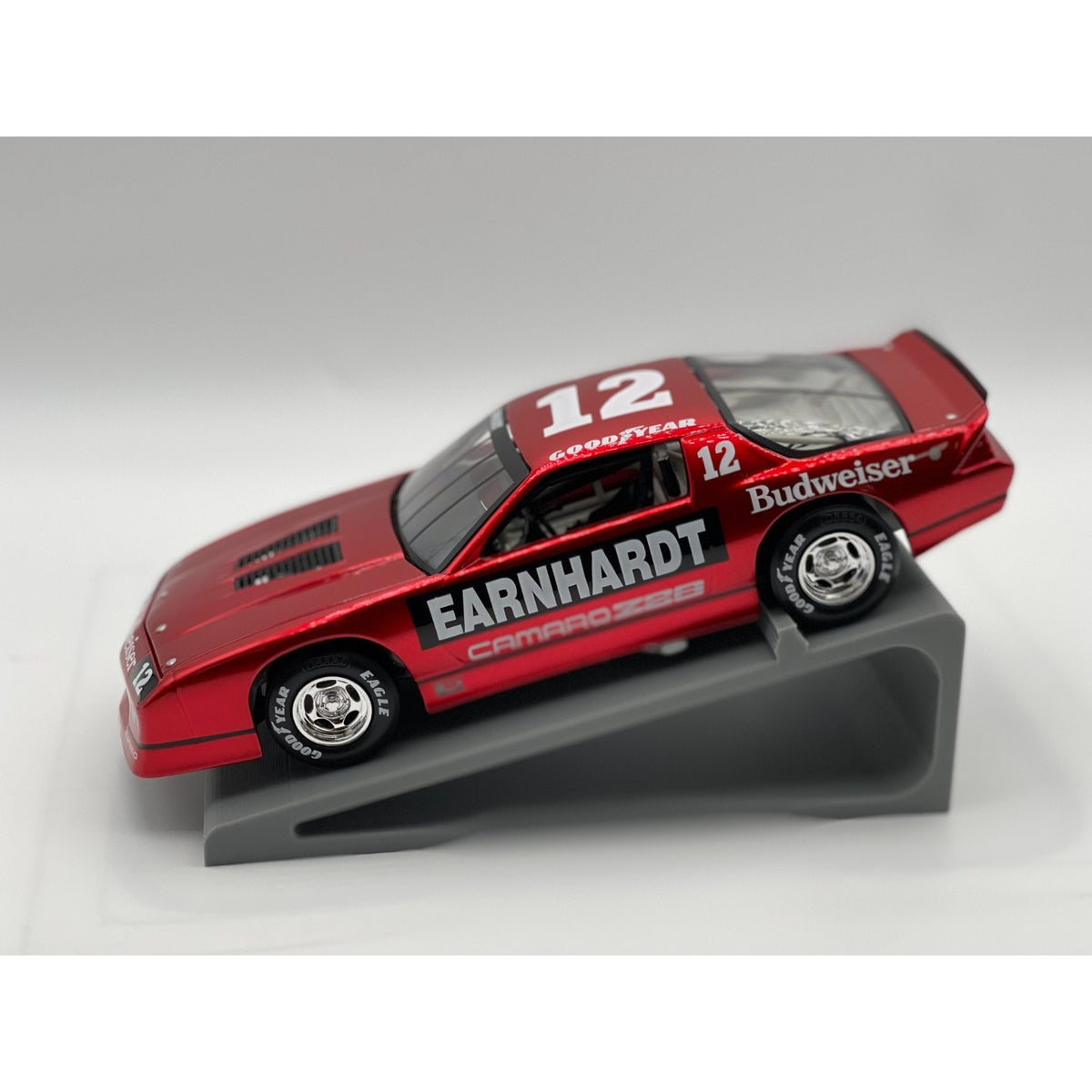 Dale Earnhardt #12 Budweiser 1987 Camaro IROC Xtreme 1:24 Red Chrome 1/9192