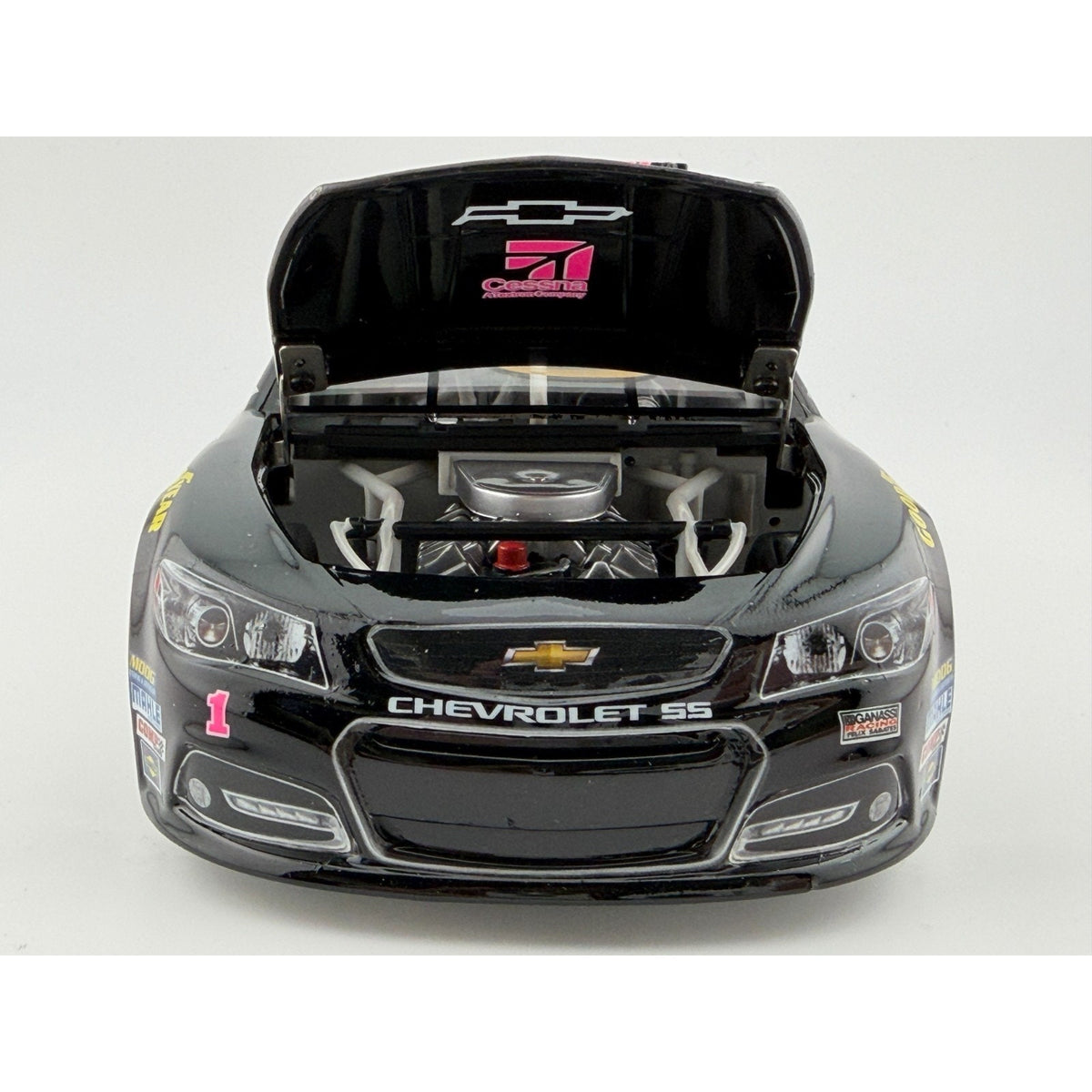 Jamie McMurray #1 Cessna Breast Cancer 2014 Chevy SS Autographed 1/144 DIN 115