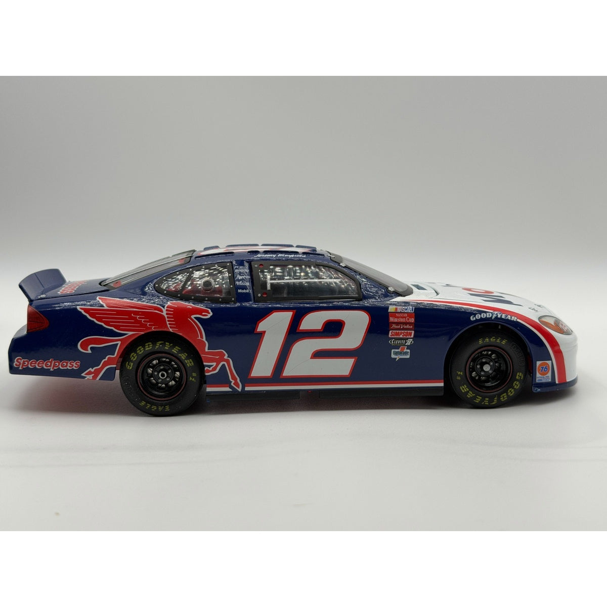 Jeremy Mayfield #12 Mobil 1 2001 Ford Taurus Team Caliber 1/1800 DIN 932