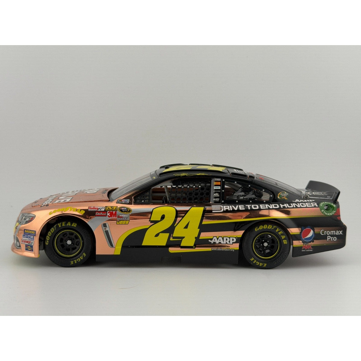 Jeff Gordon #24 2013 AARP Drive to End Hunger Copper 1/224 DIN 203 1:24