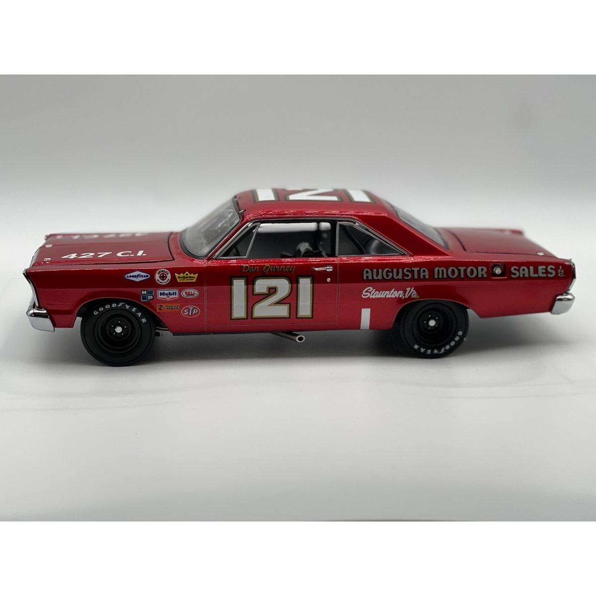Dan Gurney #121 '65 Ford Galaxie Riverside Collection University of Racing Legen