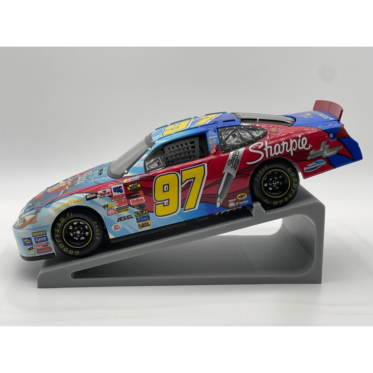 Kurt Busch #97 Superman/Justice League/Sharpie 2004 Taurus Team Caliber 1/7560