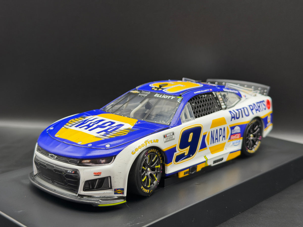 Chase Elliott #9 NAPA 2026 Duel at Daytona Win Lionel ELITE diecast, front driver-side three-quarter view