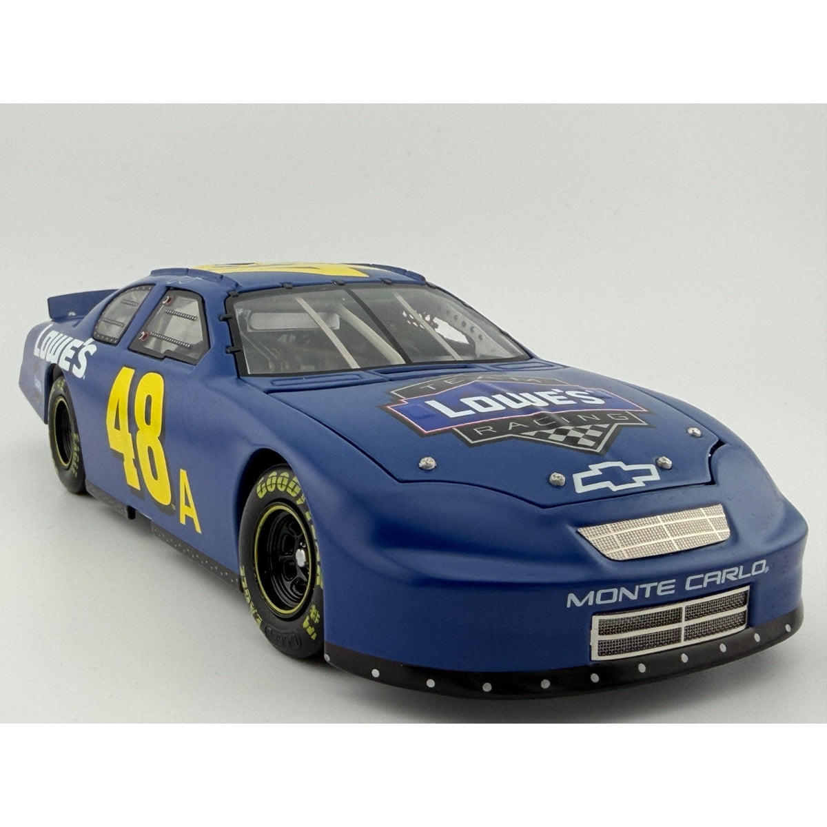 Jimmie Johnson #48 Lowe's Test Car 2005 Monte Carlo ELITE 1/504 DIN 346 1:24