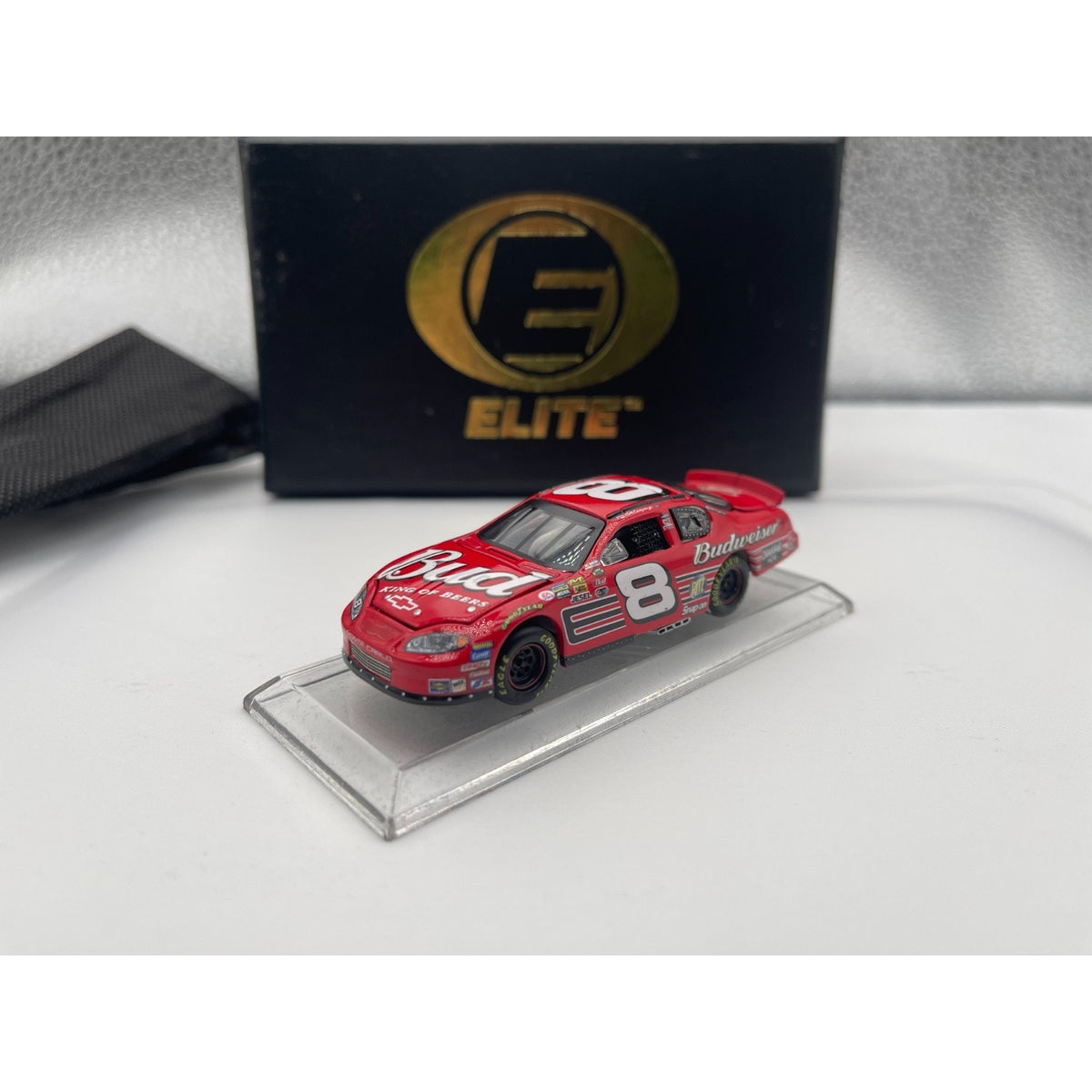 RCCA ELITE 1:64 Dale Earnhardt Jr. #8 Budweiser 2004 Chevy Monte Carlo 1 Of 2,400