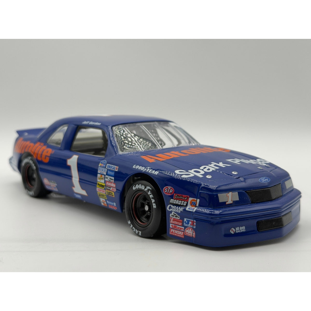 Jeff Gordon #1 Autolite 1989 Thunderbird 1/15036 NASCAR Diecast
