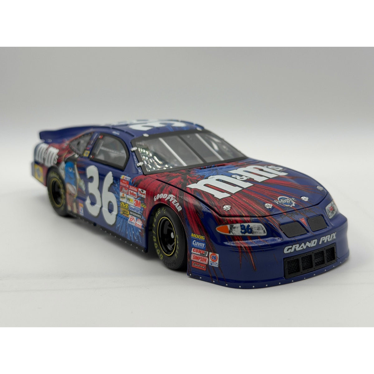 Ken Schrader #36 M&M's 4th of July 2002 Team Caliber 1/2400 DIN 701