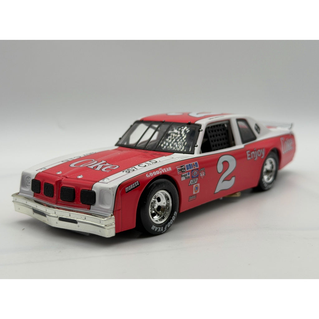 Dale Earnhardt #2 Coke 1980 Ventura NASCAR Diecast 1:24 Action