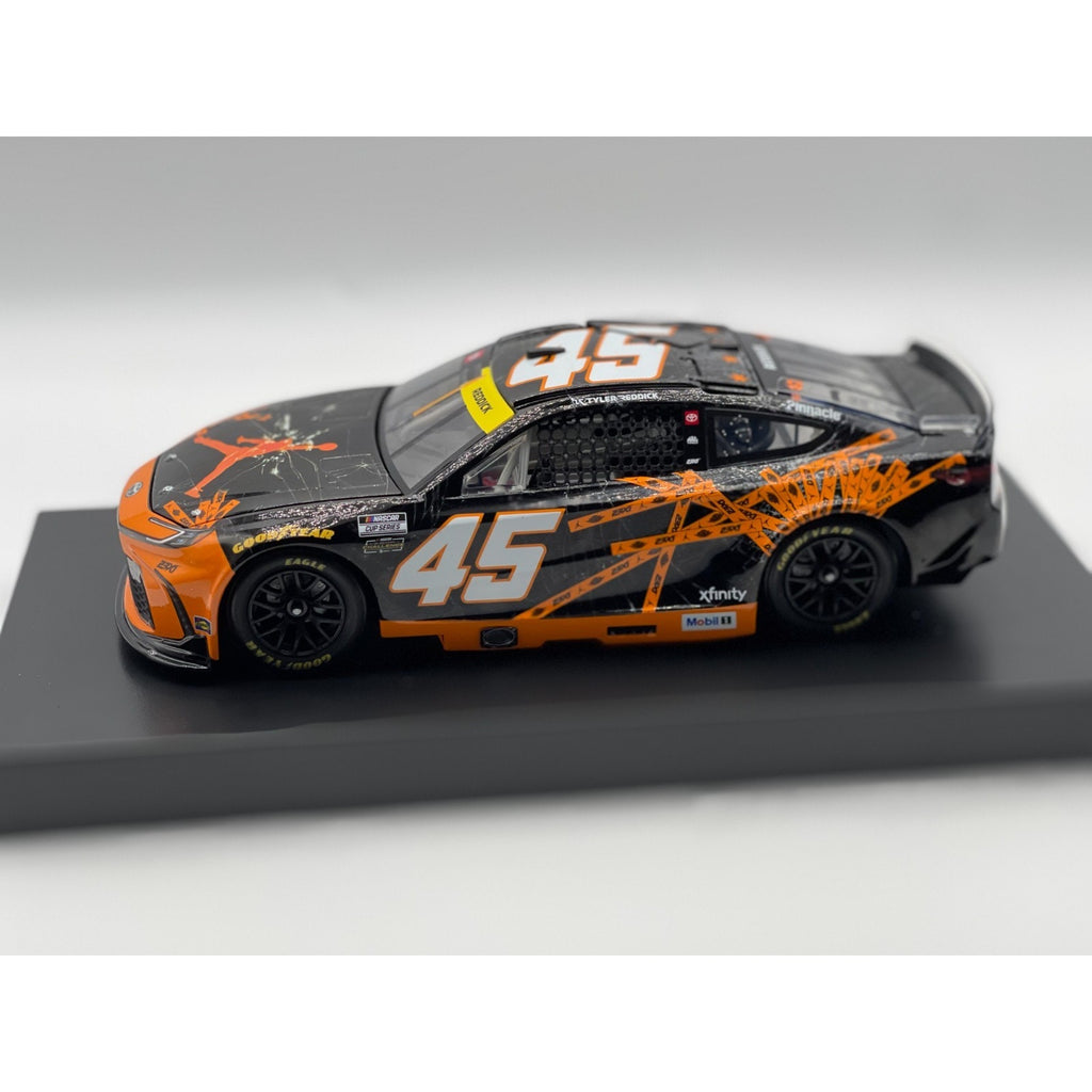 Tyler Reddick #45 Jordan Brand Chicago 2025 Camry 1:24 1/540 DIN 201