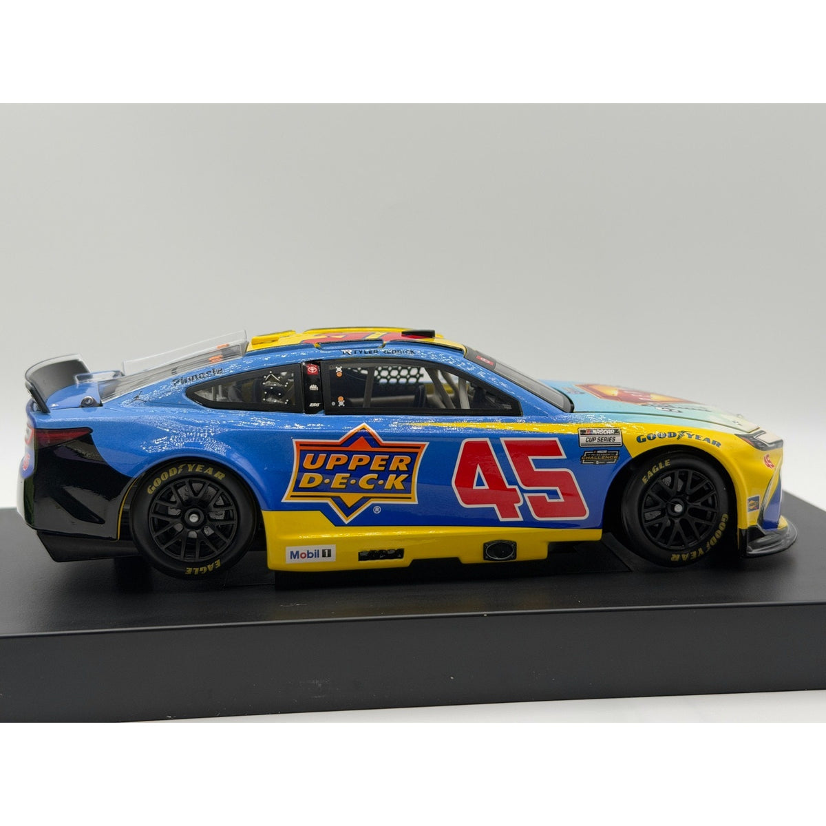Tyler Reddick #45 Upper Deck Superman 2025 Camry Elite 1/185 DIN 81