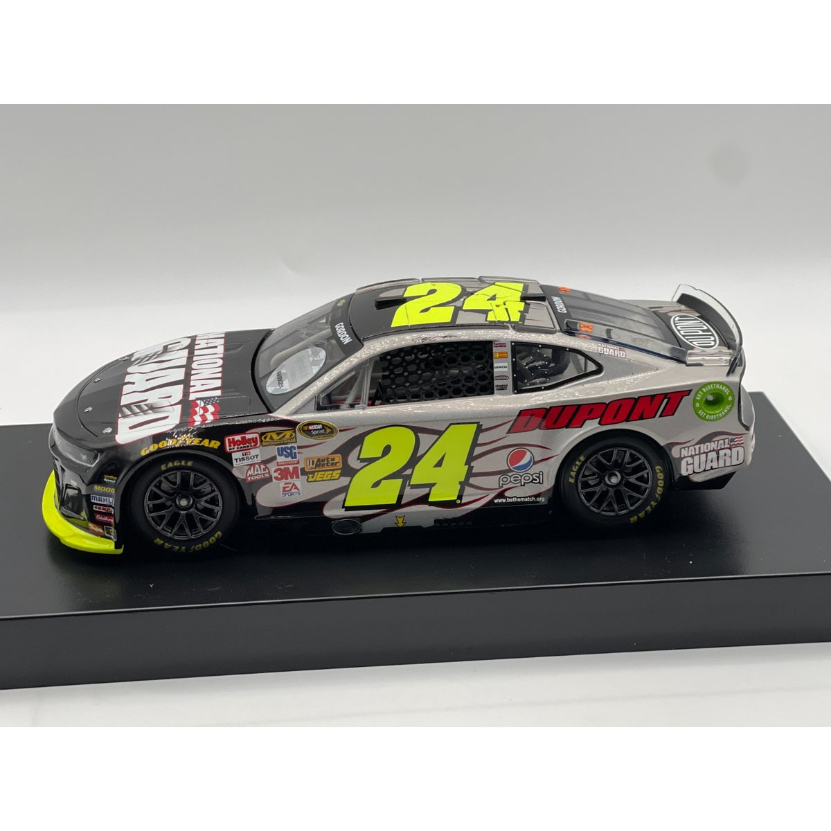 Jeff Gordon #24 National Guard 2024 Camaro ZL1 Flashcoat Color 1:24 1/78 DIN 56