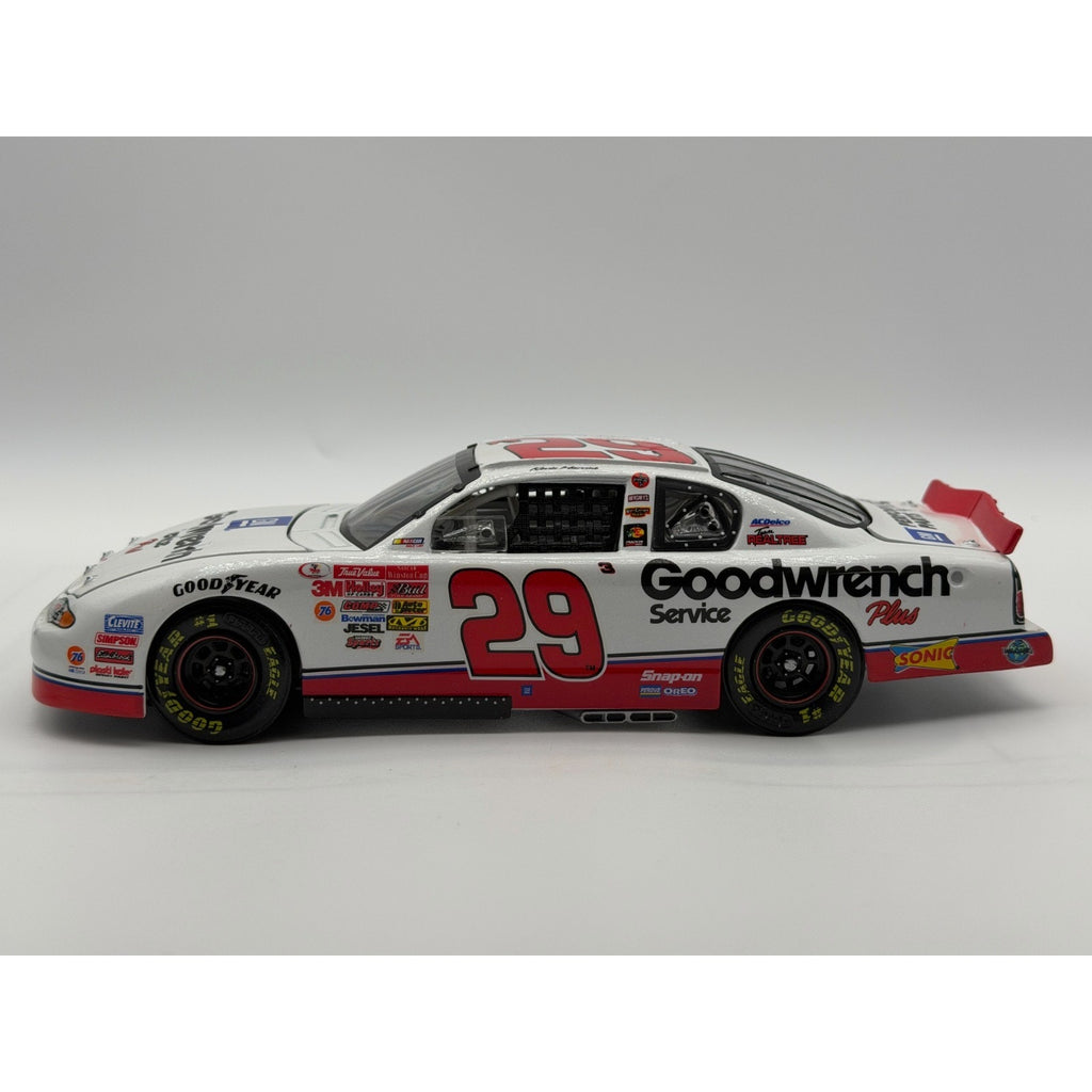 Kevin Harvick #29 GM Goodwrench Rookie of the Year 2001 Monte Carlo 1/37812