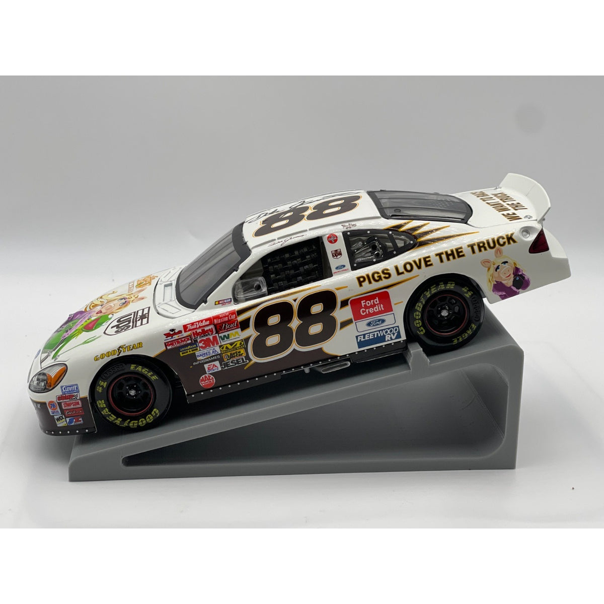 Dale Jarrett #88 UPS / Muppets 25th Anniversary 2002 Taurus Autographed 1:24