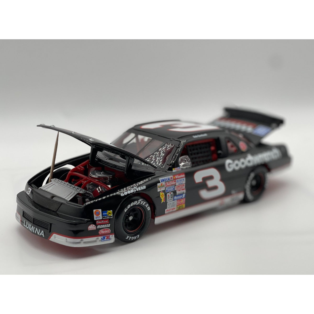 Dale Earnhardt #3 GM Goodwrench 1990 Lumina 4X Champion 1:24 NASCAR