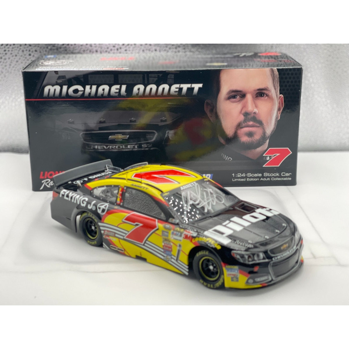 Michael Annett #7 Pilot Flying J Travel Centers 2014 SS Autographed 1 of 288
