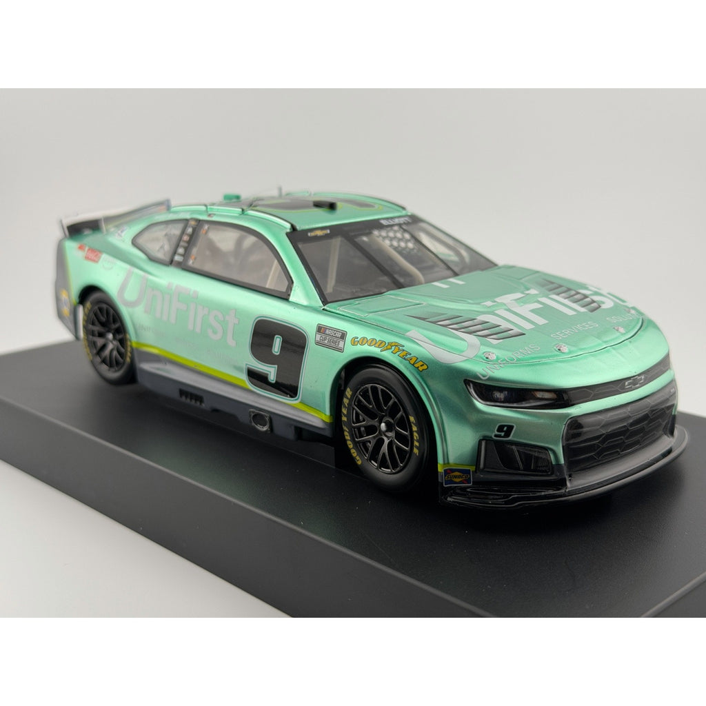 Chase Elliott #9 UniFirst 2026 Chevrolet Camaro Liquid Color 1 of 48 DIN 29