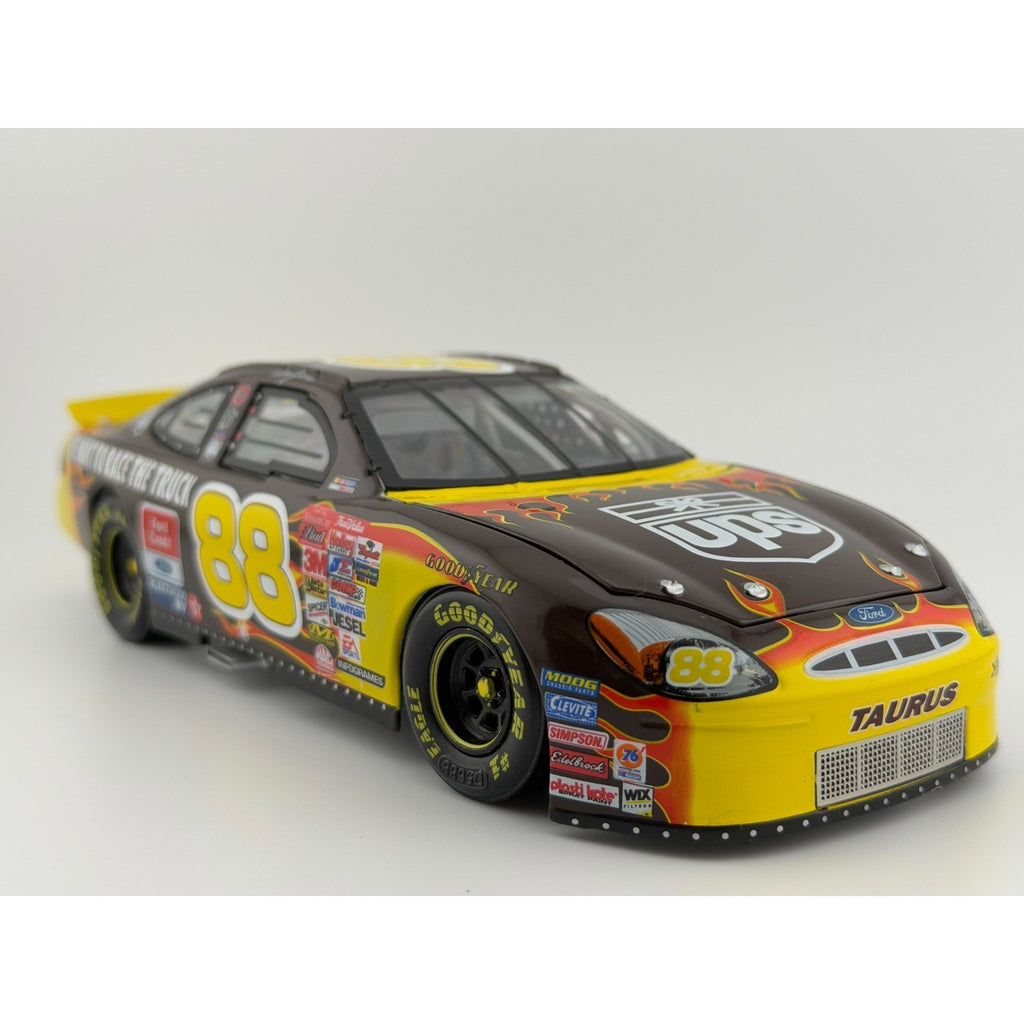 Dale Jarrett #88 UPS "Race The Truck" 2001 Ford Taurus 1:24 NASCAR Diecast