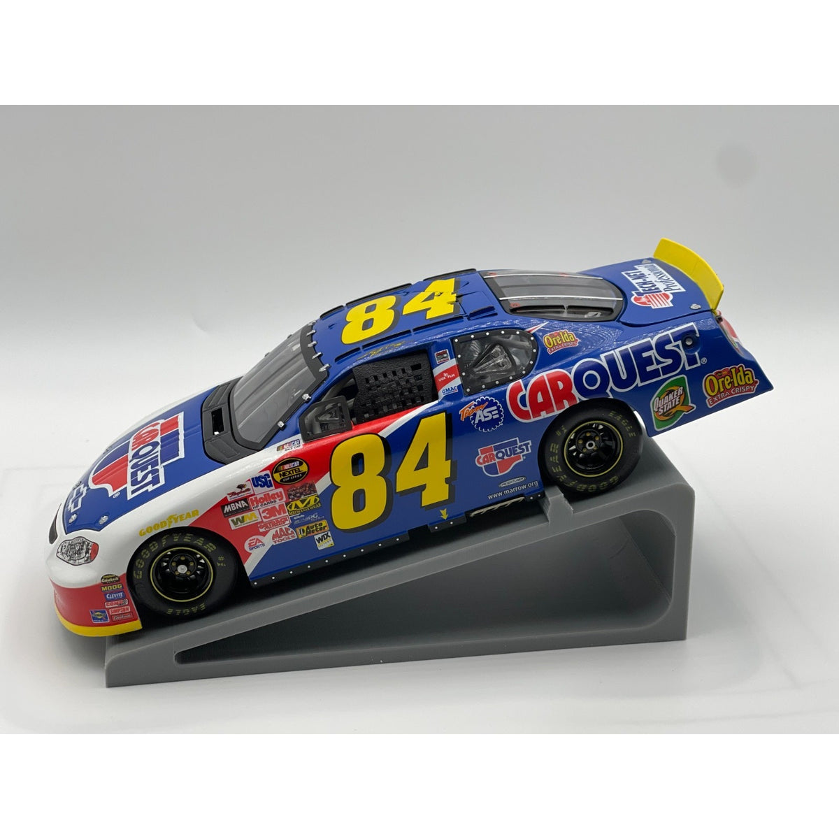 Kyle Busch #84 Carquest 2004 Monte Carlo Team Caliber Rookie 1:24 NASCAR 1/2400
