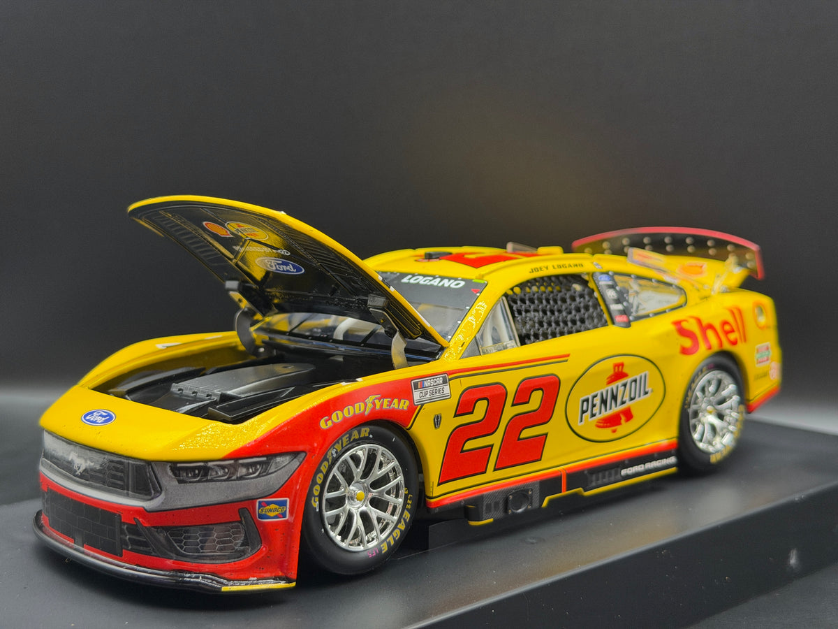 Joey Logano #22 Shell Pennzoil 2026 Duel at Daytona Win Lionel ELITE diecast, hood open