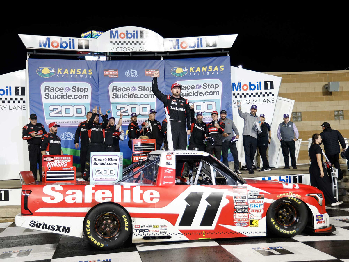 Kaden Honeycutt No. 11 Safelite 2026 Kansas raced win Toyota Tundra 1:24 ARC diecast