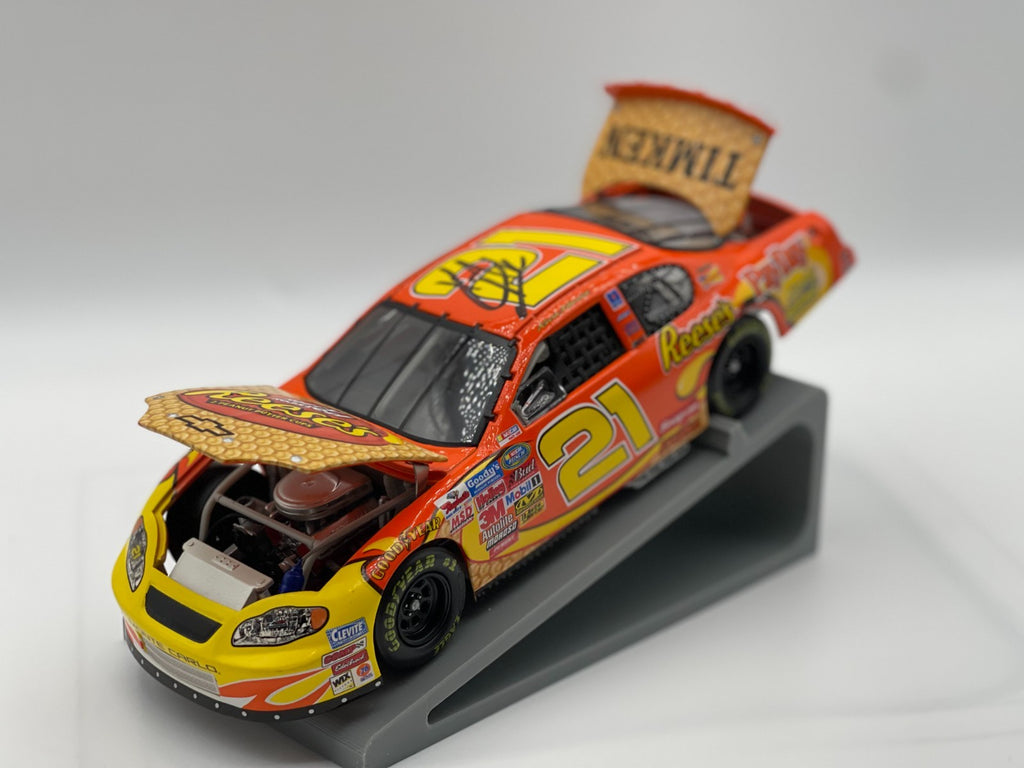 Kevin Harvick #21 Honey Roasted Reese's 2003 Monte Carlo Autographed 1:24