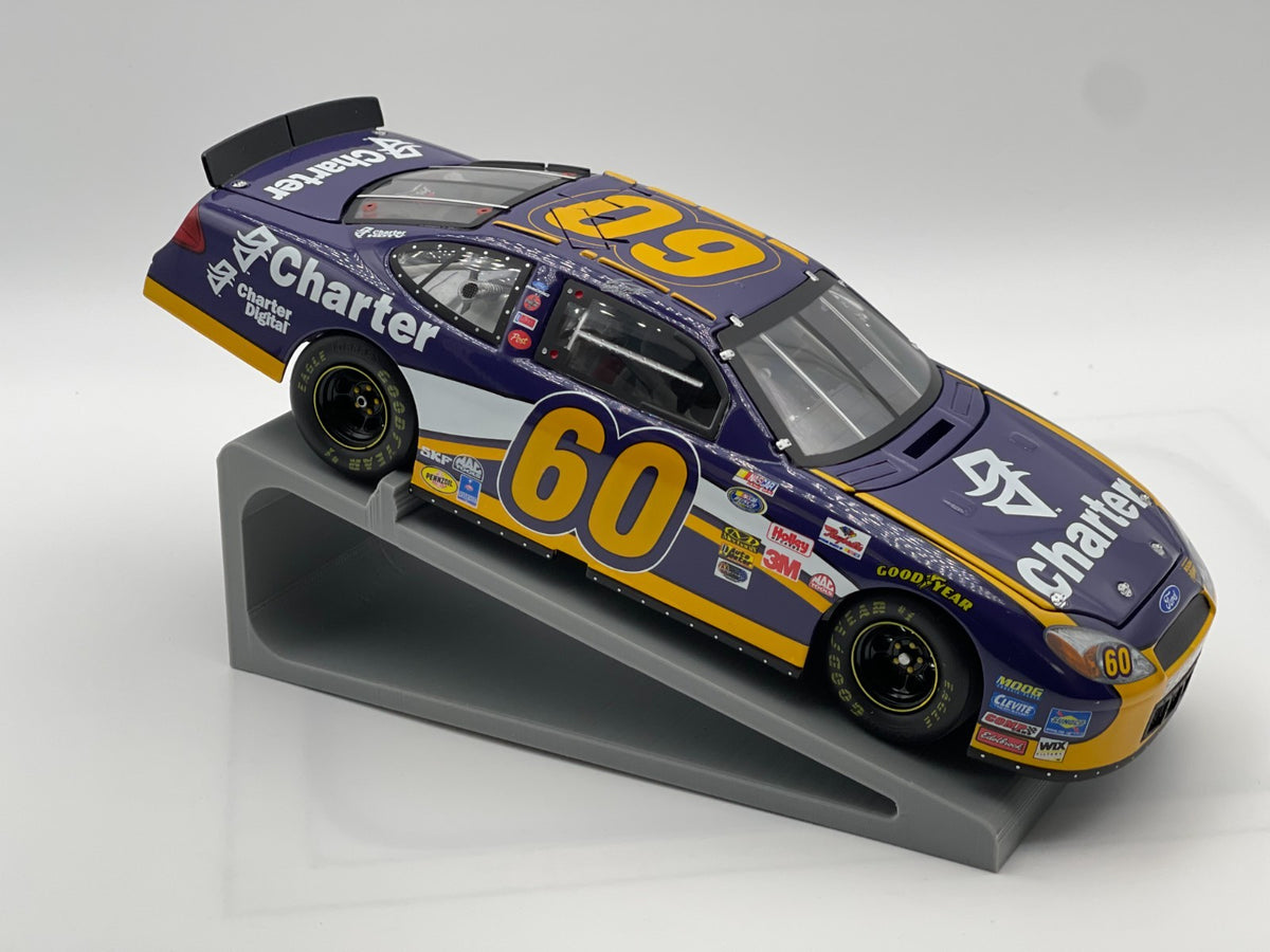 Greg Biffle #60 Charter 2004 Taurus Team Caliber Owners Series 1:24 1/2400