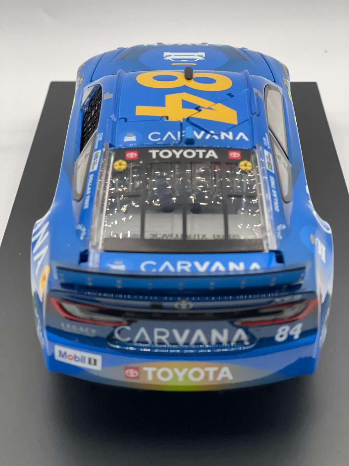 Jimmie Johnson #84 Carvana 2026 Camry Autographed 1:24 1/264 DIN 9