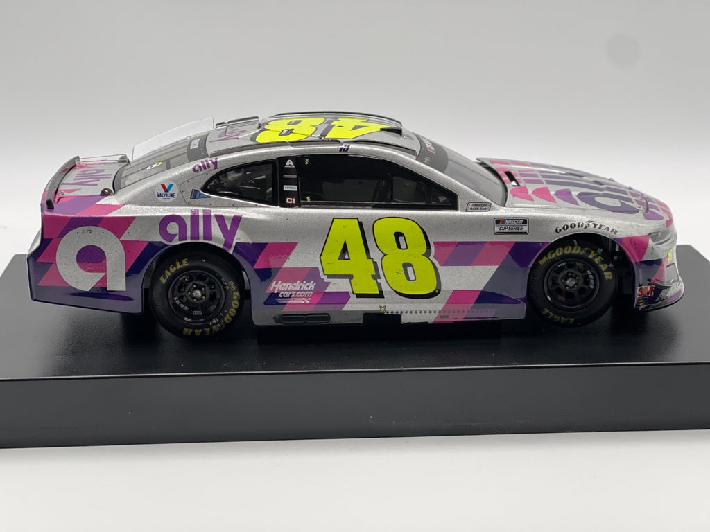 Jimmie Johnson #48 Ally Finale Race Version 2020 Camaro ELITE 1:24 1/590 - original photograph 3