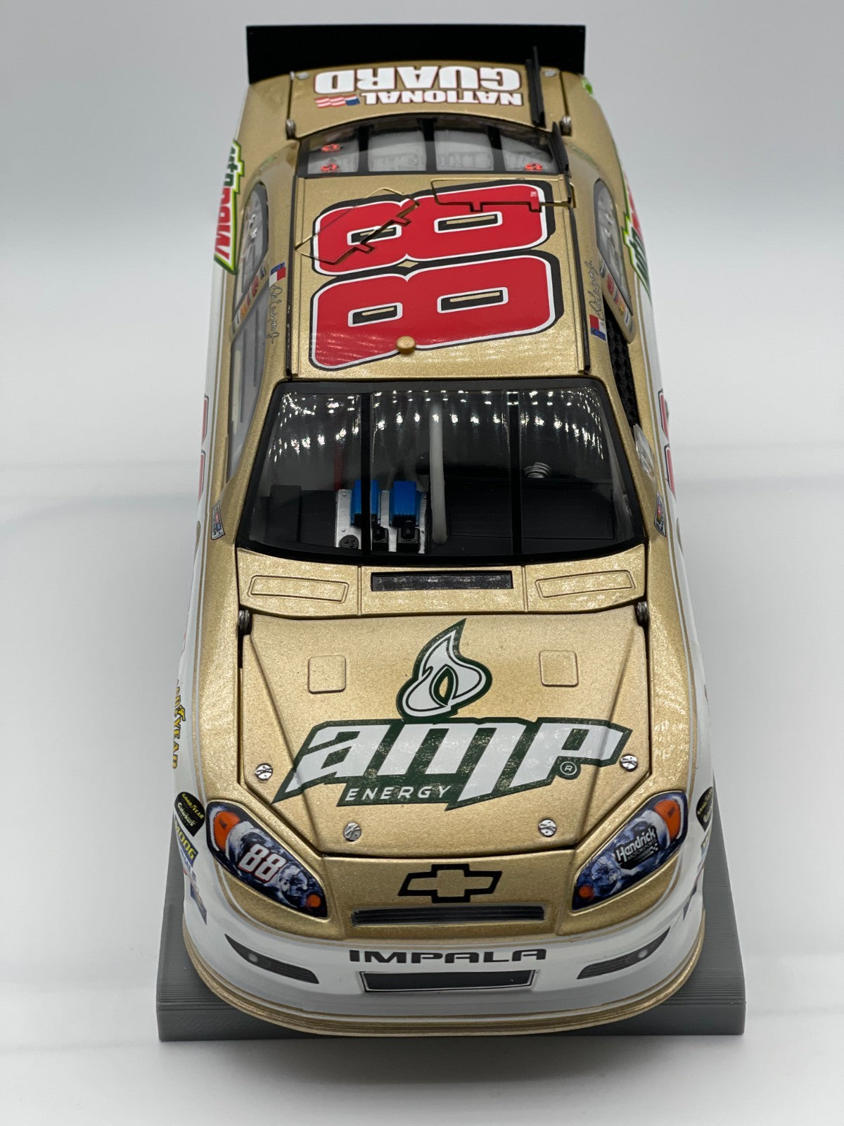 Dale Earnhardt Jr. #88 AMP Gold Bristol 50th 2011 Impala Flashcoat Color 1:24 1/240 - original photograph 4